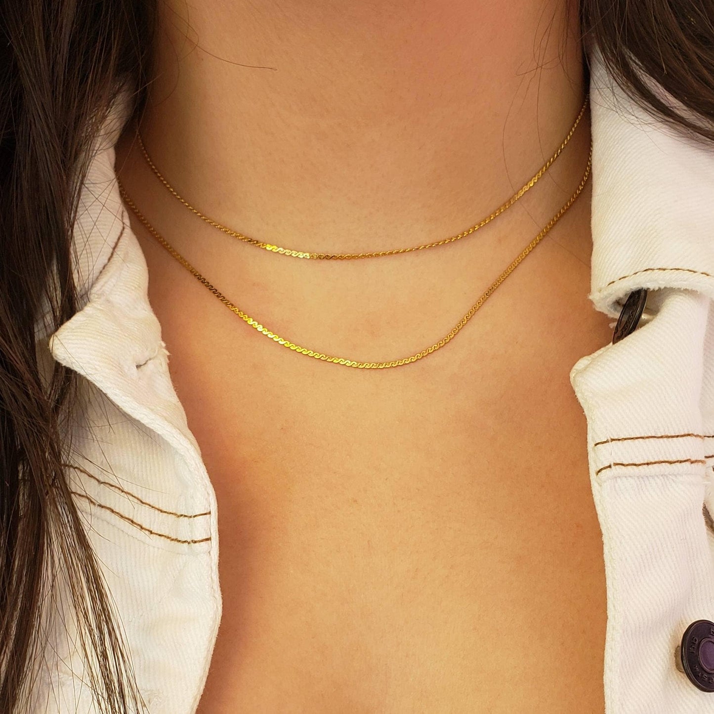 Flat chain necklace with extender,  skinny herringbone like chain, layering chain, lays flat